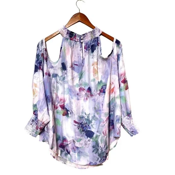 Torrid Floral Cold Shoulder Blouse 1X  Chiffon Pastel Purple Pink Green - Picture 2 of 5